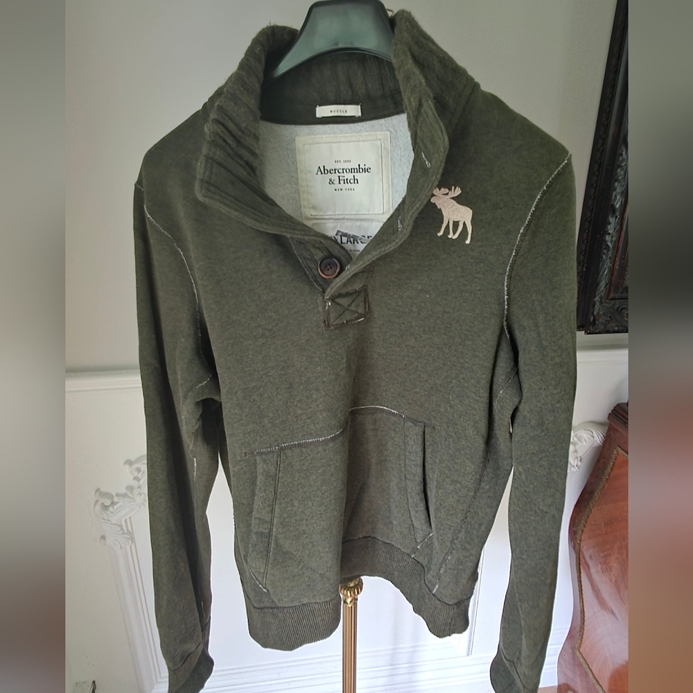 Abercrombie & Fitch Green Pullover Sweater